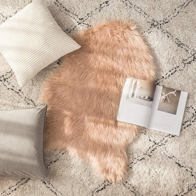 MIULEE Fluffy Rug Soft Shaggy Faux Fur Area Rug Luxury Plush Sheepskin Carpet - Image 7