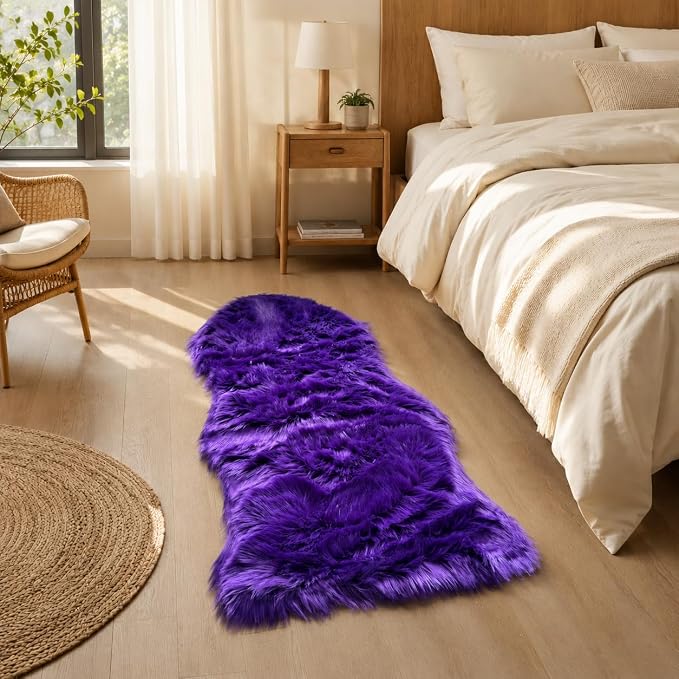 EasyJoy Faux Sheepskin Rug, Fluffy Faux Fur Rug, Ultra Soft Shag Area Rug - Image 4