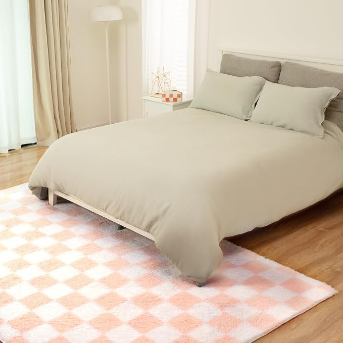 Super Soft Rug for Bedroom, 6x9 Ft Pink and White Area Rug Classic Checkered - Image 8