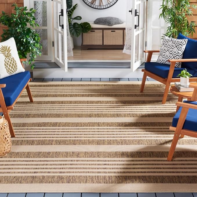 SAFAVIEH Washable Rug Outdoor Courtyard Collection by Unknown