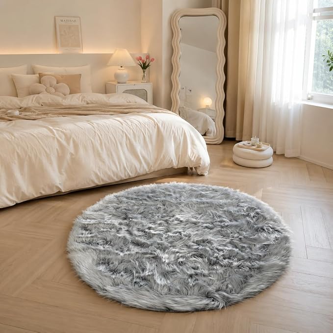 EasyJoy Faux Sheepskin Rug, Fluffy Faux Fur Rug, Ultra Soft Shag Area Rug - Image 3