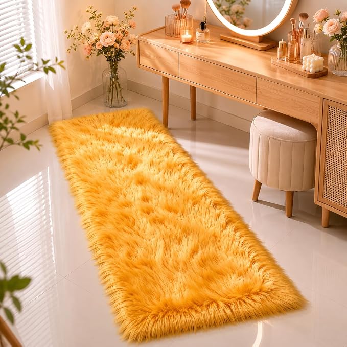 EasyJoy Faux Sheepskin Rug, Fluffy Faux Fur Rug, Ultra Soft Shag Area Rug - Image 4