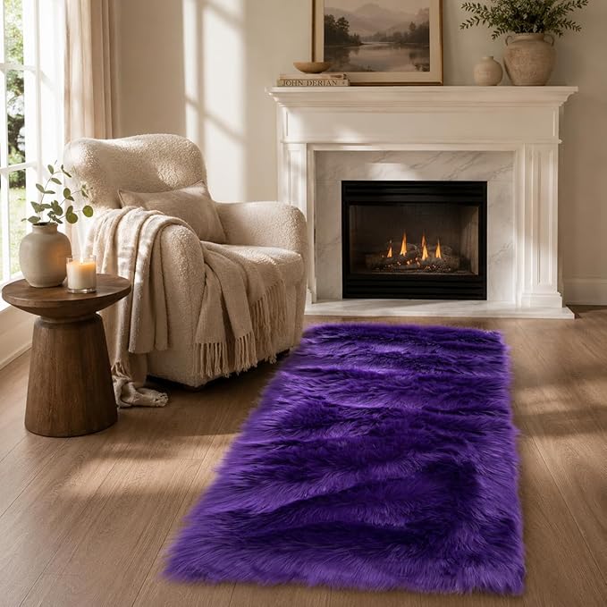 EasyJoy Faux Sheepskin Rug, Fluffy Faux Fur Rug, Ultra Soft Shag Area Rug by EasyJoy