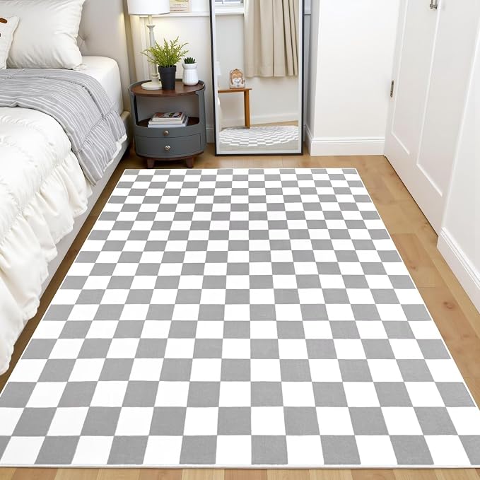 Terrug Grey and White Checkered Rug by TerrugHomeDecor