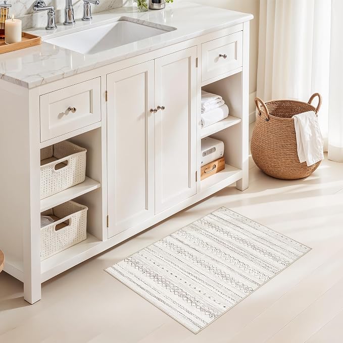 cotiled Washable 2x3 Entryway Rug: Washable Boho Rugs - Image 5