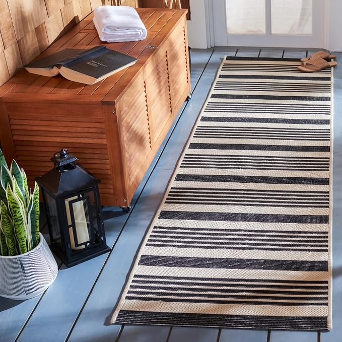 SAFAVIEH Courtyard Collection Runner Rug by Unknown