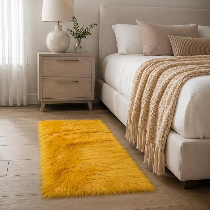 EasyJoy Faux Sheepskin Rug, Fluffy Faux Fur Rug, Ultra Soft Shag Area Rug - Image 4