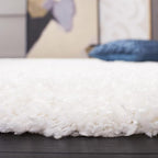 SAFAVIEH California Shag Collection Area Rug - Image 6