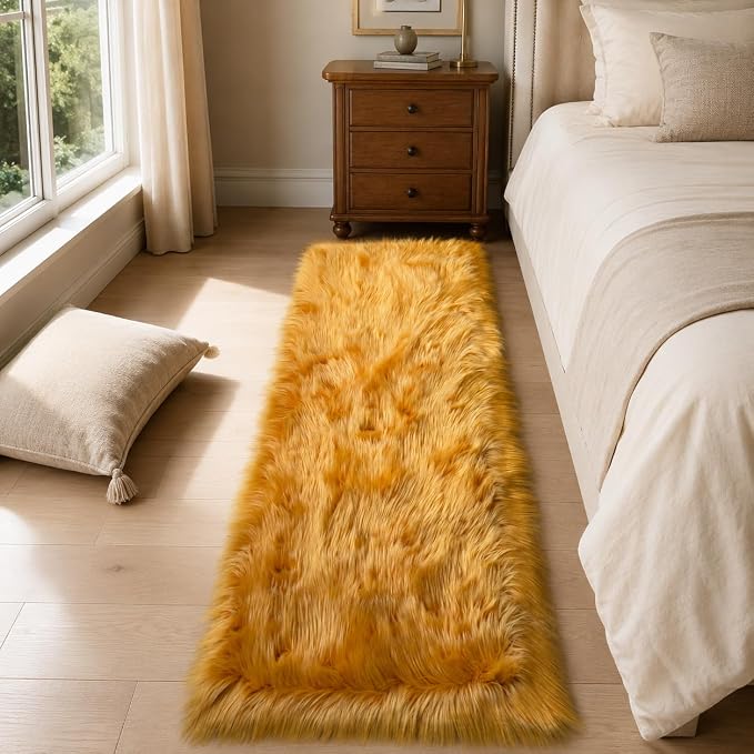 EasyJoy Faux Sheepskin Rug, Fluffy Faux Fur Rug, Ultra Soft Shag Area Rug - Image 5