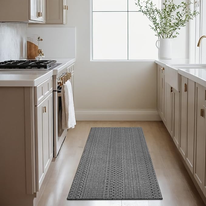 2' x 4' Entryway Rug, Boho Small Area Rug, Machine Washable, Woven Rug - Image 3