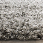 SAFAVIEH Area Rug 4x6 - Image 5