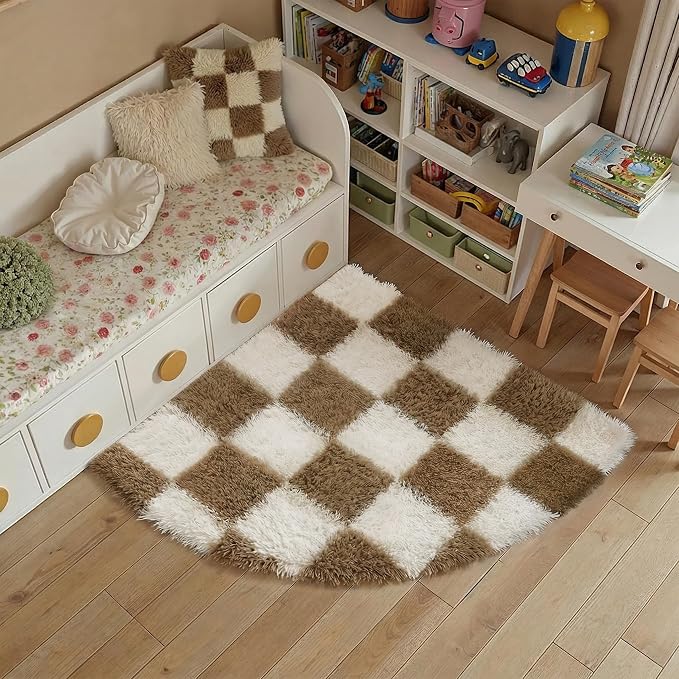 PureCozy Checkered Rug 6ft Radius Corner - Image 2