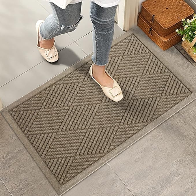 HIYARD Sturdy Front Door Mat, Absorbent Muddy Dirt Resist Welcome Door Mats by HIYARD