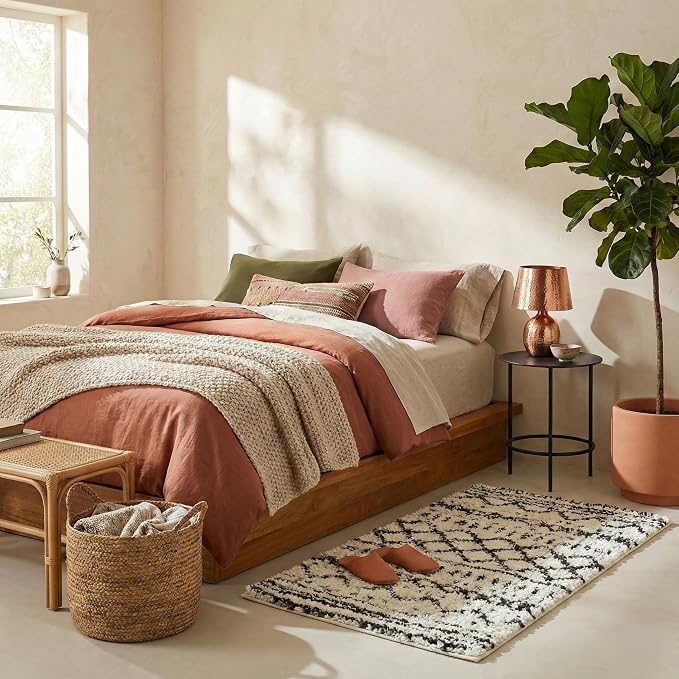 SAFAVIEH Accent Rug 2x3 by Unknown