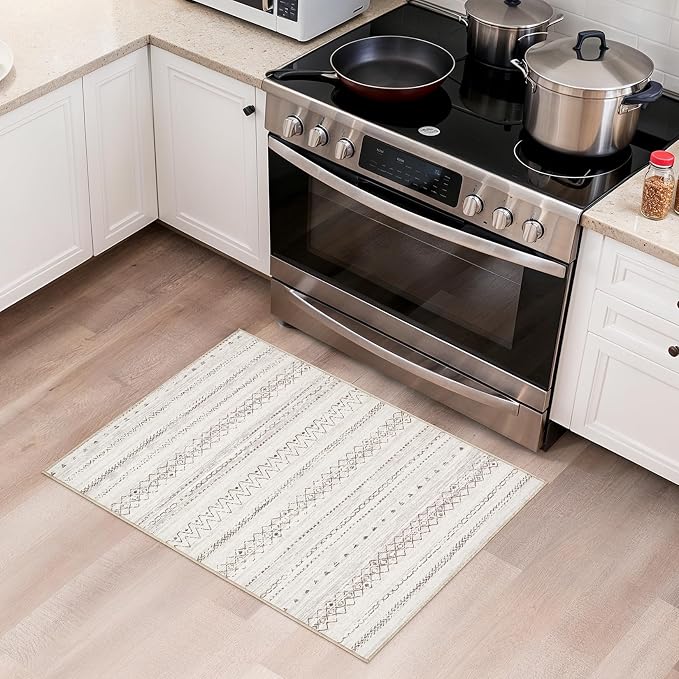 cotiled Washable 2x3 Entryway Rug: Washable Boho Rugs - Image 3