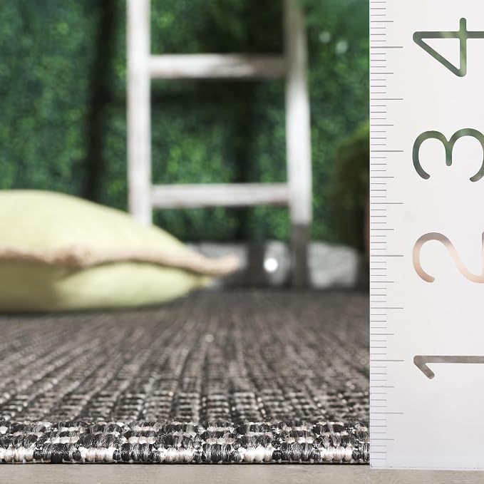 SAFAVIEH Courtyard Collection 5'3" x 7'7" Black/Beige CY8521 Indoor/ Outside - Image 4