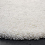 SAFAVIEH California Shag Collection Area Rug - Image 4