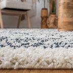 SAFAVIEH Arizona Shag Collection Area Rug - Image 5