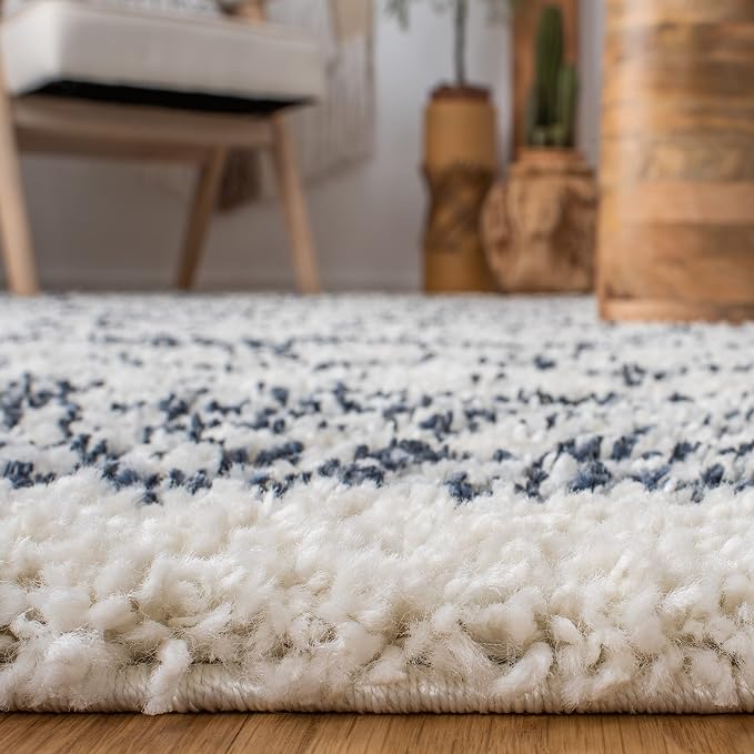 SAFAVIEH Arizona Shag Collection Area Rug - Image 5