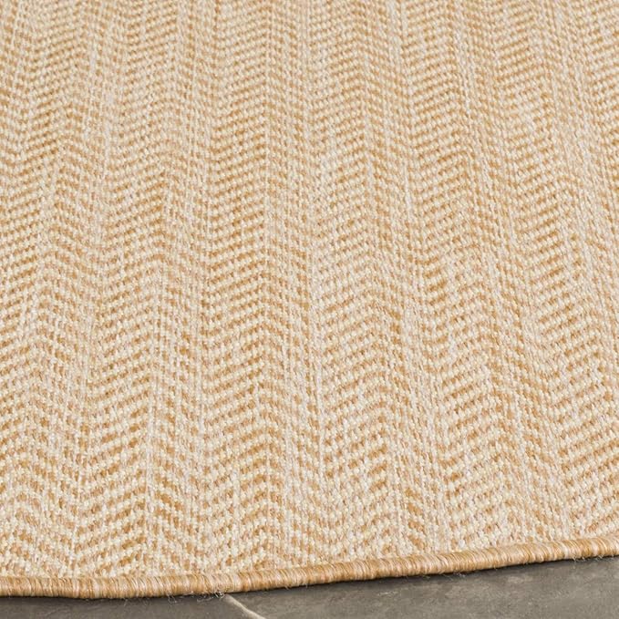 SAFAVIEH Outdoor Round Rug 4' - Image 2