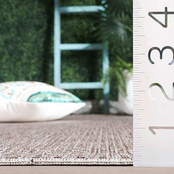 SAFAVIEH Washable Rug Outdoor Courtyard Collection - Image 5