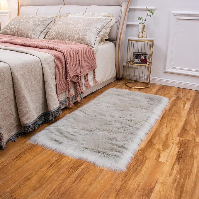 EasyJoy Ultra Soft Fluffy Shaggy Area Rug Faux Fur Rug Chair Cover Seat Pad - Image 3