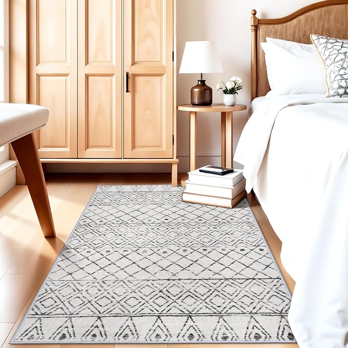 3x5 Washable Moroccan Area Rug: Ultra Soft Low Pile Non-Slip Rugs - Image 4