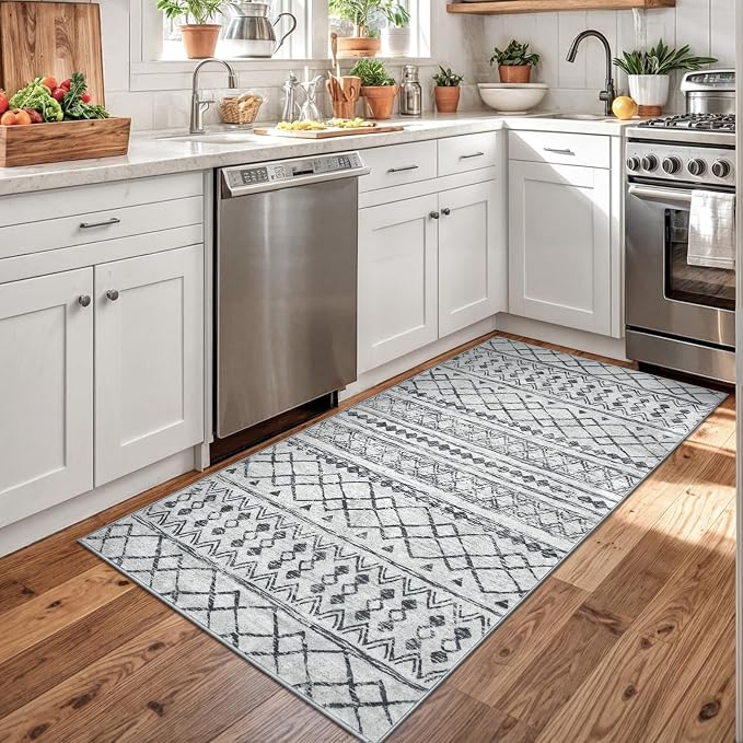 KUTA 3x5 Entryway Rug, Ultra Soft Distressed Geometric Print Throw Carpet - Image 2