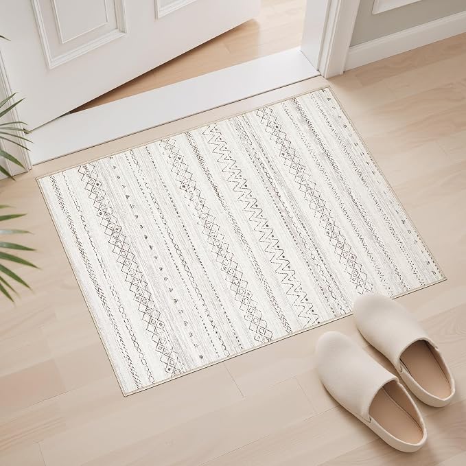 cotiled Washable 2x3 Entryway Rug: Washable Boho Rugs - Image 4