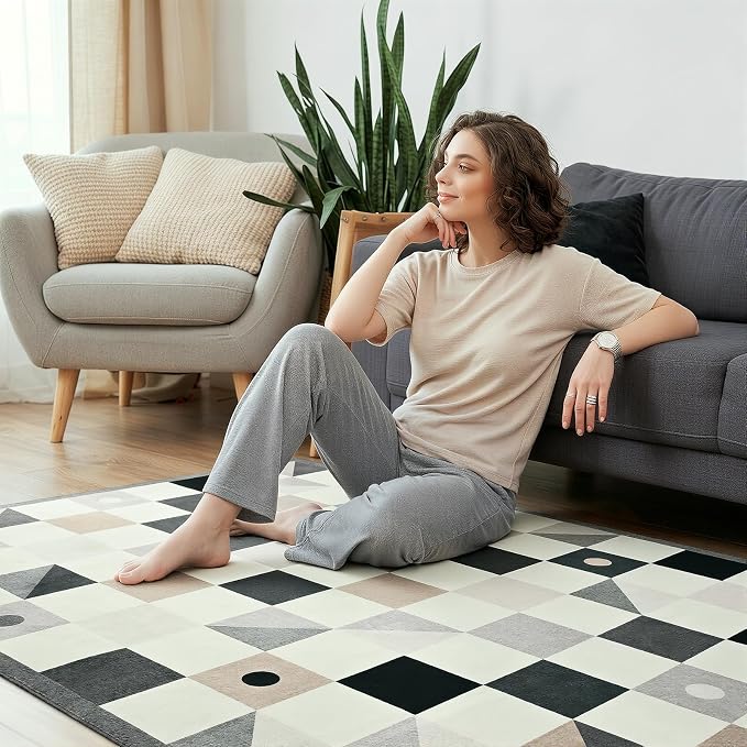 Terrug Grey and Beige Geometric Checkered Rug - Image 7