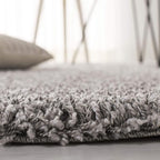 SAFAVIEH Area Rug 3x5 - Image 10