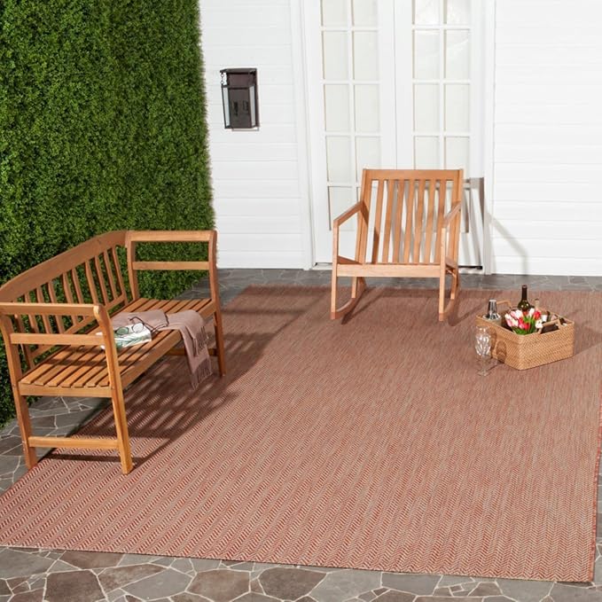 SAFAVIEH Outdoor Accent Rug 2'7"x5' - Image 2