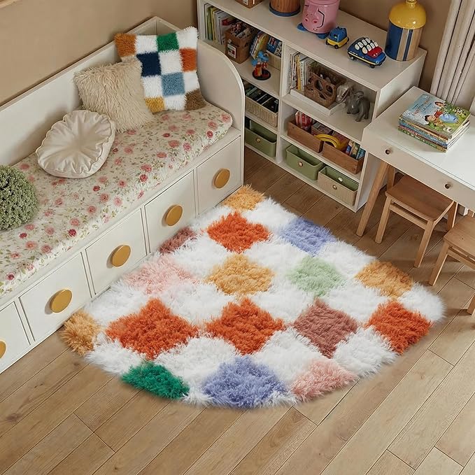 PureCozy Checkered Rug 6ft Radius Corner by PureCozy