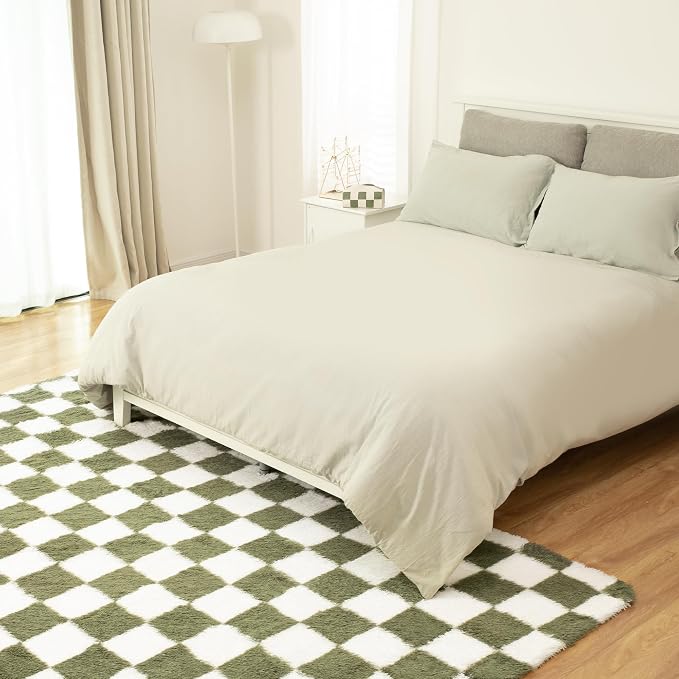 Super Soft Rug for Bedroom, 3x5 Ft Green and White Area Rug Classic Checkered - Image 7