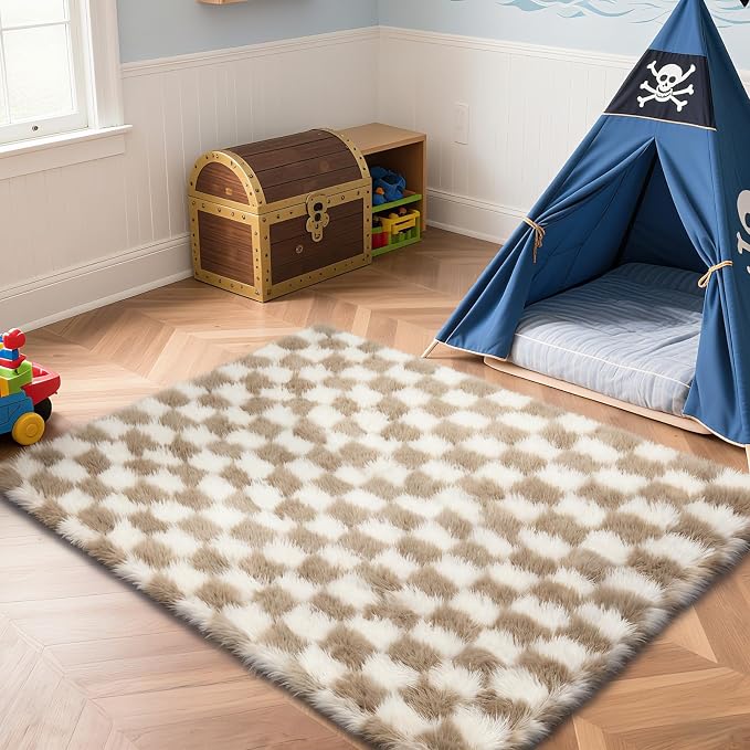 Checkered Rug for Bedroom, 4x6 Beige and White Area Rugs, Classic Checkered - Image 3