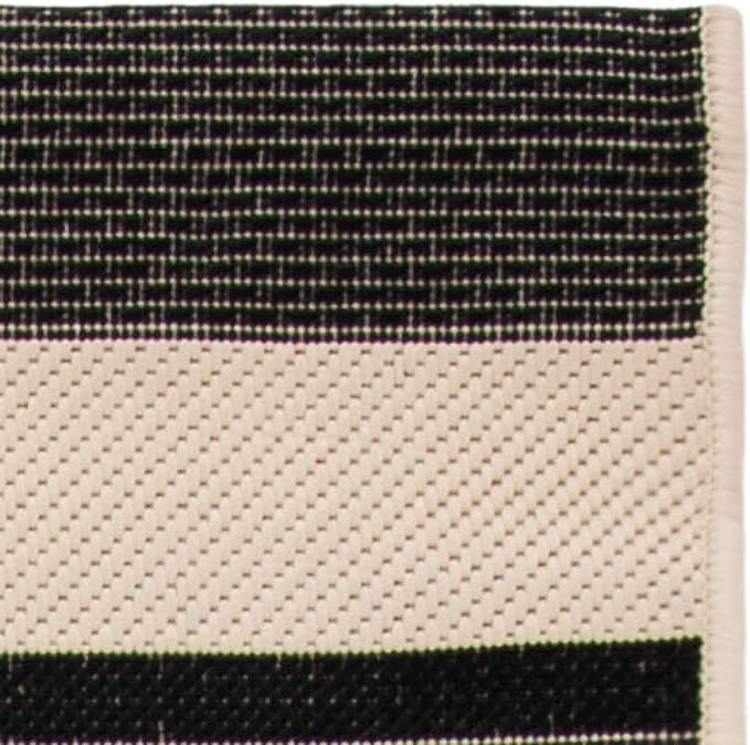 SAFAVIEH Washable Rug Outdoor Courtyard Collection - Image 5