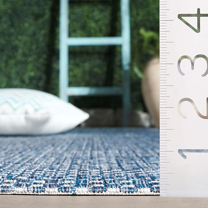 SAFAVIEH Courtyard Collection Area Rug - Image 5
