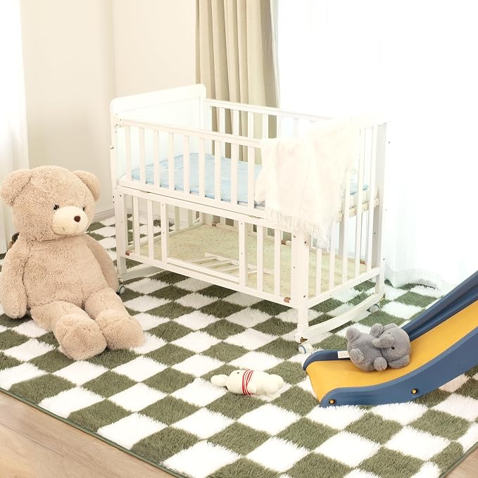 Super Soft Rug for Bedroom, 5x8 Ft Green and White Area Rug Classic Checkered - Image 6