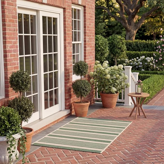SAFAVIEH Courtyard Collection 2' x 3'7" Beige/Dark Green CY6062 Nautical by Unknown