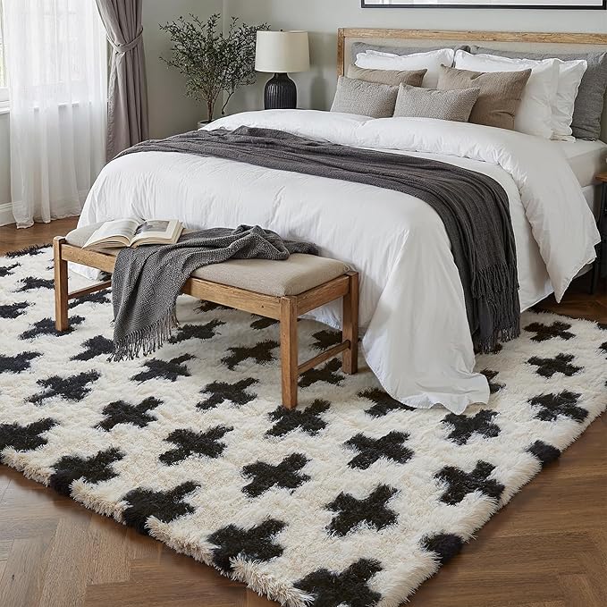 PureCozy Black and White Rug 5x7 - Image 3