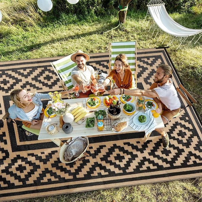 Outdoor Patio Plastic Straw Rug - Image 3