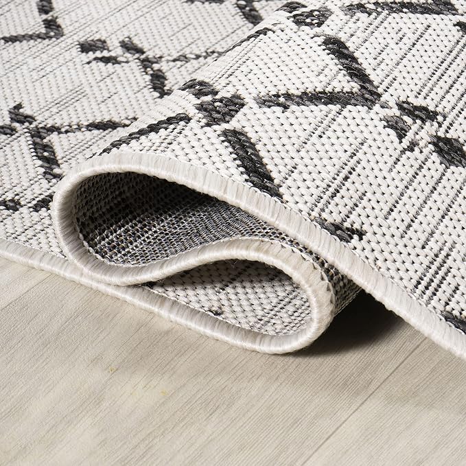 JONATHAN Y Moroccan Geometric Indoor Outdoor Square Area Rug 6X6 Cream/Black - Image 3