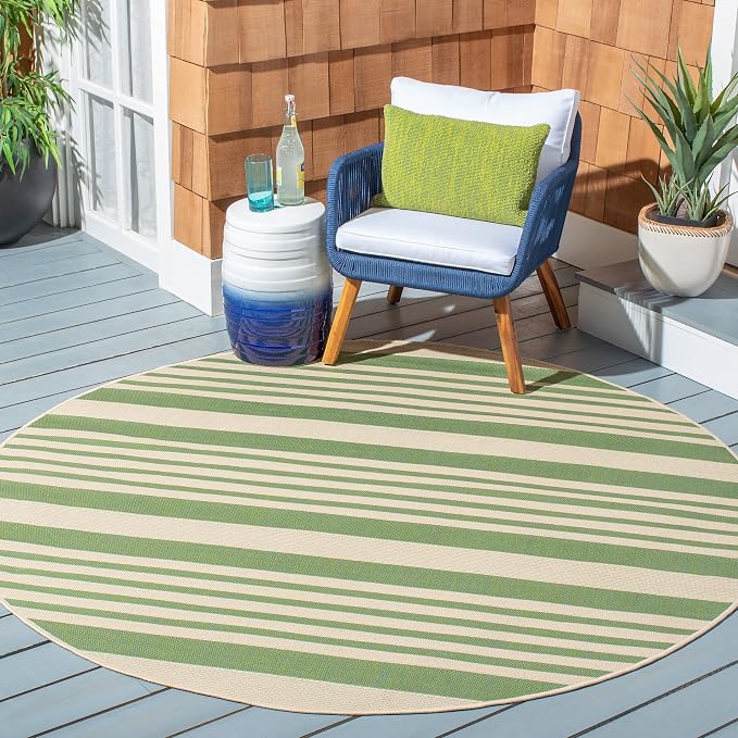 SAFAVIEH Washable Rug Outdoor Courtyard Collection by Unknown