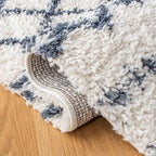 SAFAVIEH Arizona Shag Collection Runner Rug - Image 7