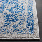 SAFAVIEH Area Rug 3x5 - Image 5