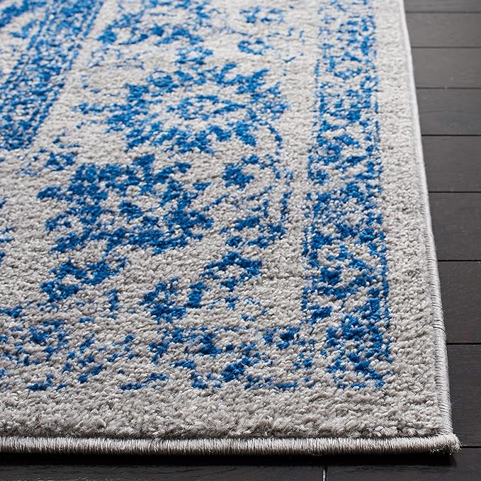 SAFAVIEH Area Rug 3x5 - Image 5