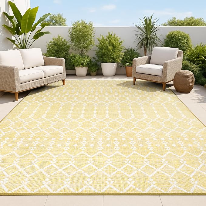 JONATHAN Y Moroccan Geometric Indoor Outdoor Area Rug 4X6 Yellow/Cream by JONATHANY