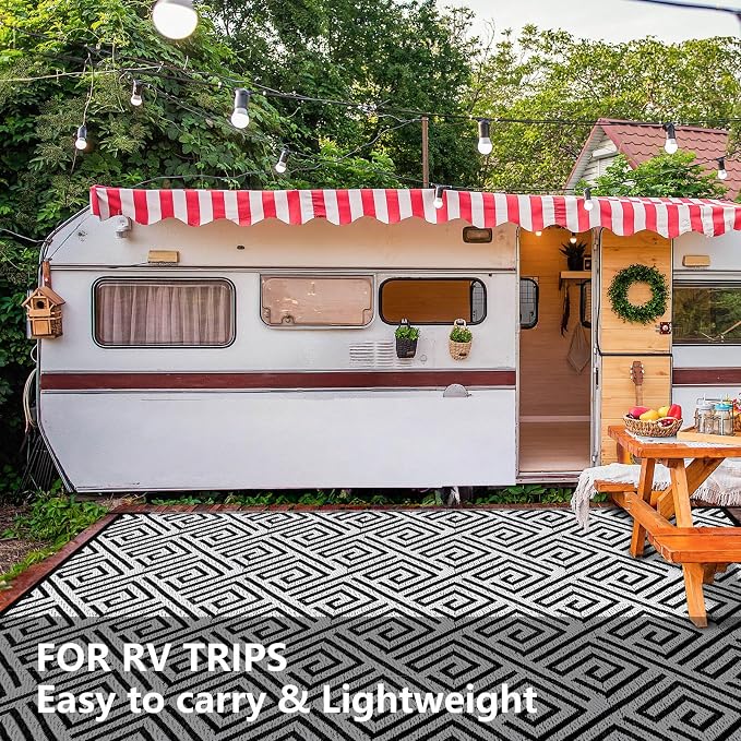 Outdoor Patio Plastic Straw Rug - Image 3