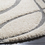 SAFAVIEH Oval Rug 8x10 - Image 3