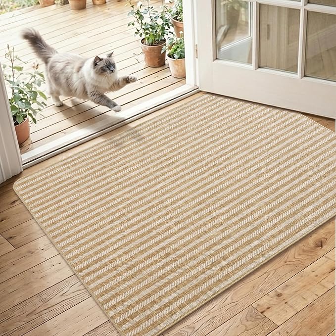 MatEssenz Pet-Friendly Inside Door Mat by MatEssenz